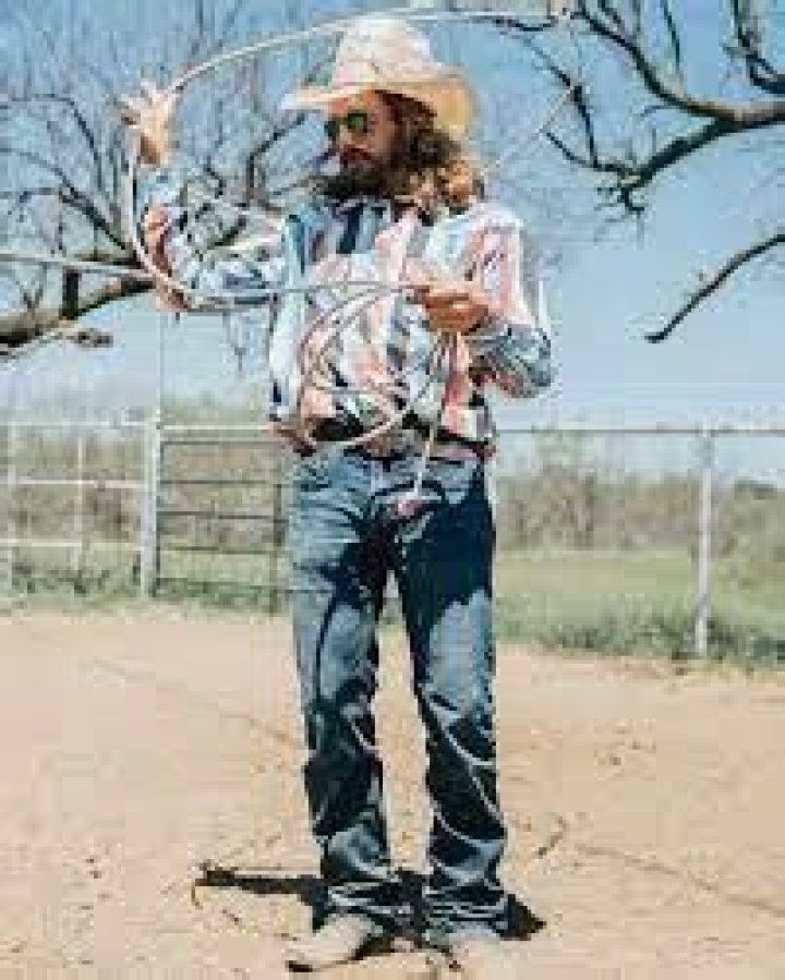 Dale Brisby: Wiki, Bio, Age, Family, Career, Net Worth, Bull Riding, Wife