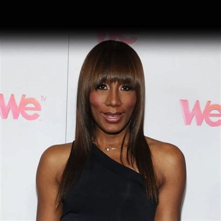 Towanda Braxtons net worth, biography, fact, career, awards and life story