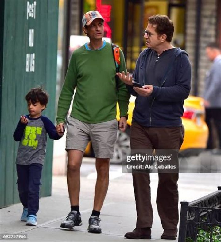 Unveiling The Journey Of Anthony Weiner's Son: Resilience, Support, And Triumph