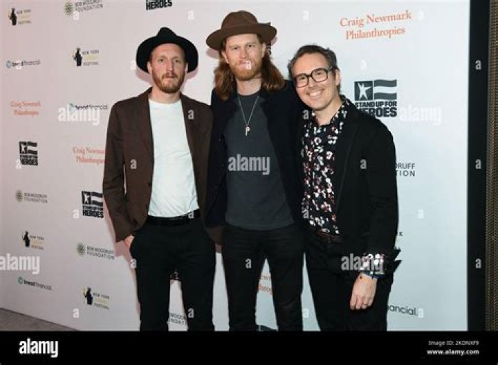 Wesley Schultz (The Lumineers) Bio, Wiki, Age, Height, Parents, Wife, Wedding, Net Worth, Lumineers,